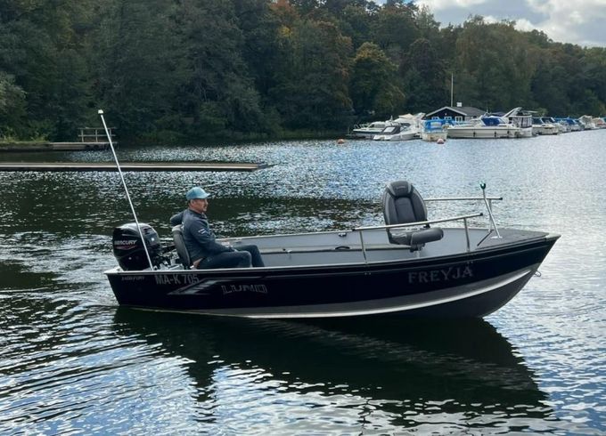 Lund 1400 FURY
