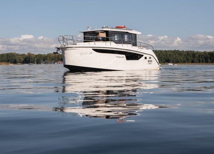 Nikhen Aquasun 34 AftCab