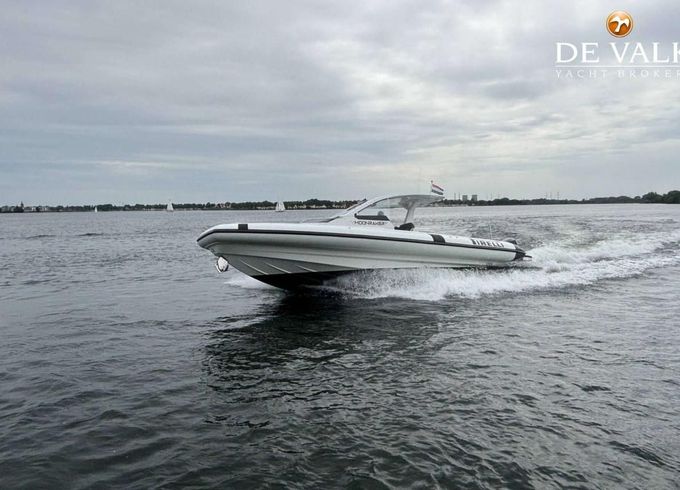 Pirelli 35 Outboard