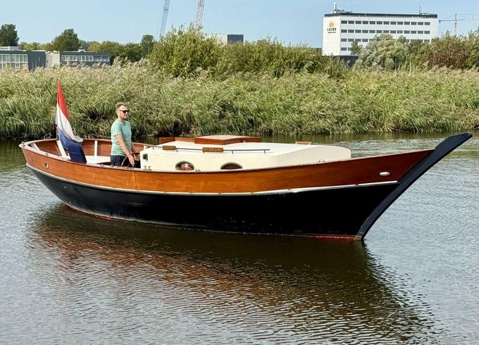 Qullet 900 Kajuitsloep