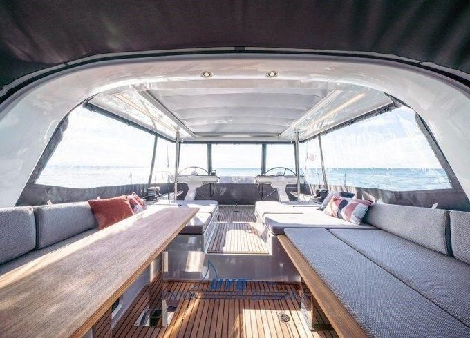 Jeanneau 65