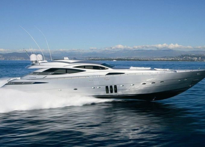 Pershing 115