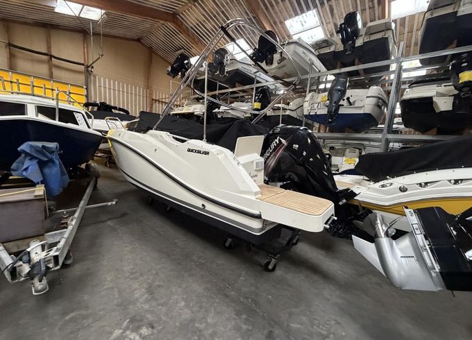 Quicksilver Flot Quicksilver 555 med Mercury 100 HK
