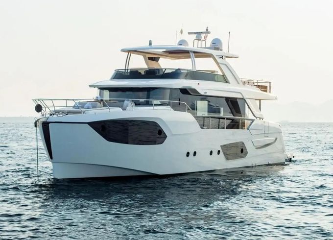 Absolute Navetta 68