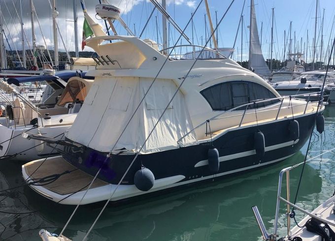 Portofino Marine 11 FLY