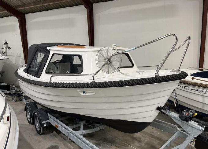 Crescent Allure 21 HT