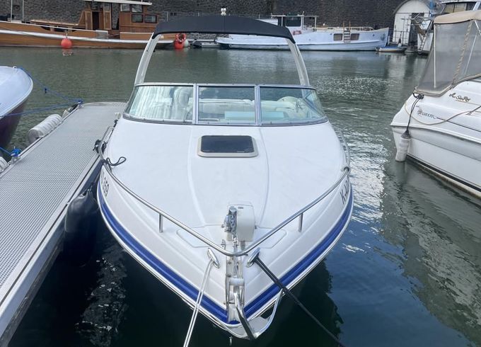 Rinker Captiva 246cc