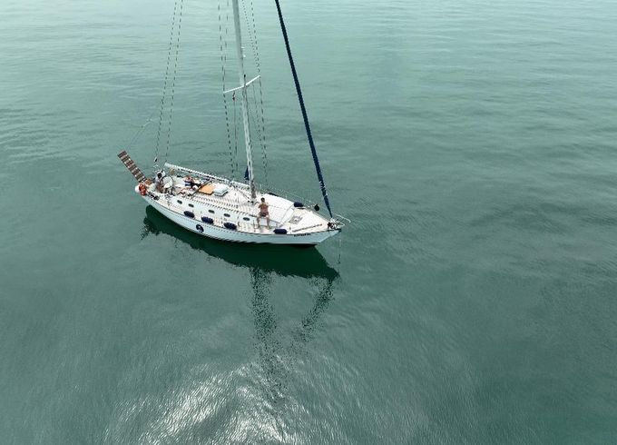 Sloop 12