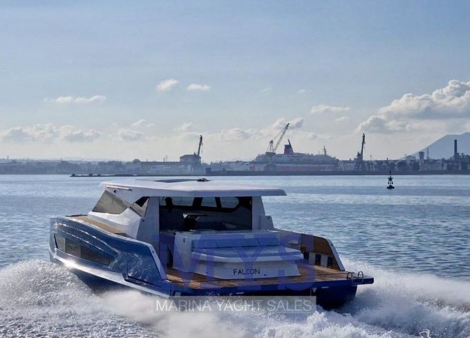 Aventura 38 SC