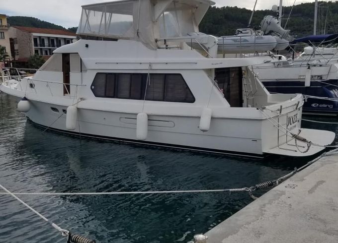 Hampton Yachts 490