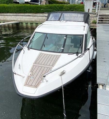 Flipper ST 700