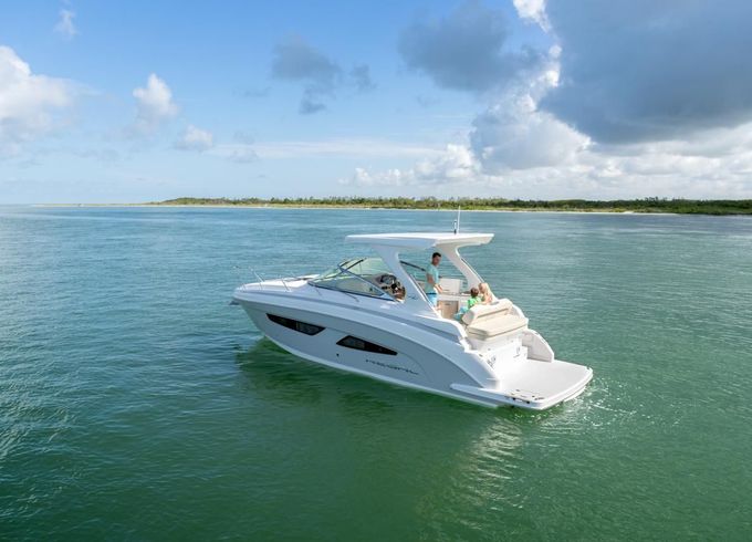 Regal 33 Express
