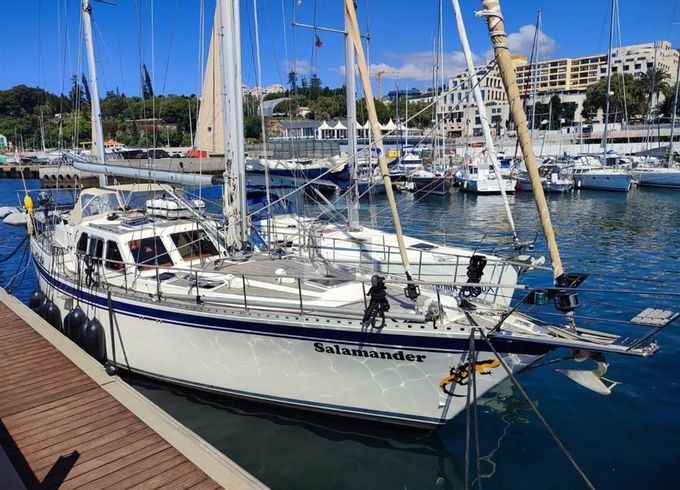 Nauticat 521