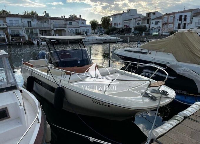 Invictus Capoforte CX 270