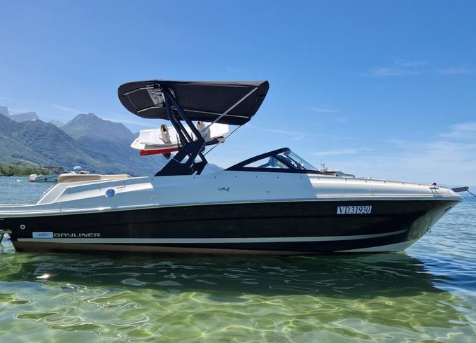 Bayliner VR4