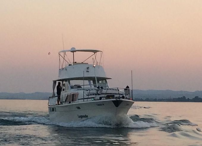 Chris Craft Commander 41 Fly