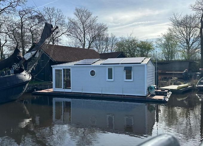 Aquahome Offshore Houseboat STE 12 Bij 5