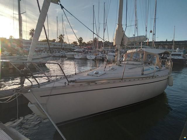 Beneteau First 38