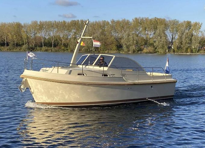 Linssen Grand Sturdy 25.9 SCF Sport
