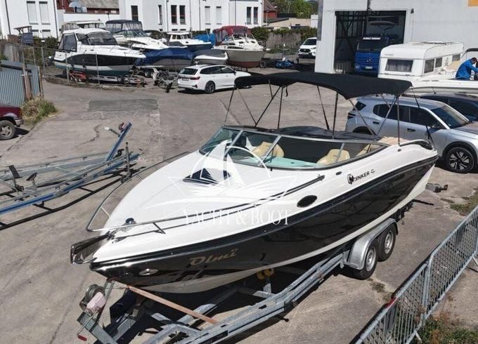 Rinker 246 Captiva CC