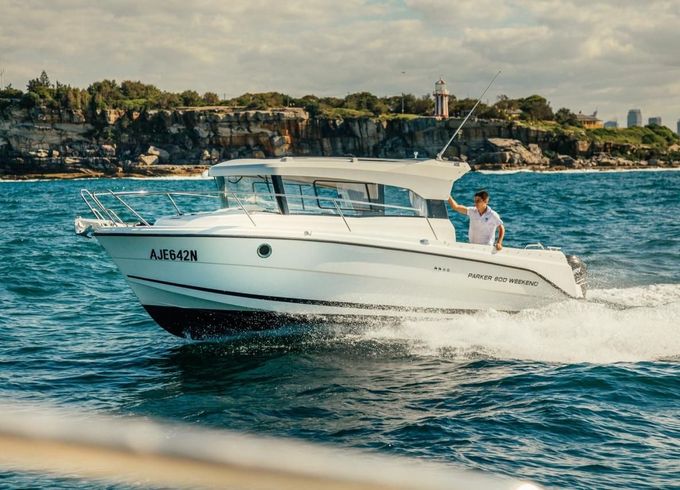 Parker 800 Weekend inkl. 200 PS und Trailer