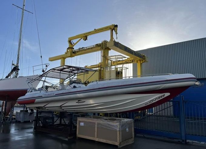 Technohull seaDNA999
