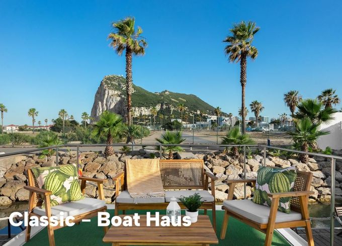 Boat Haus Mediterranean 8x3 Classic Hous