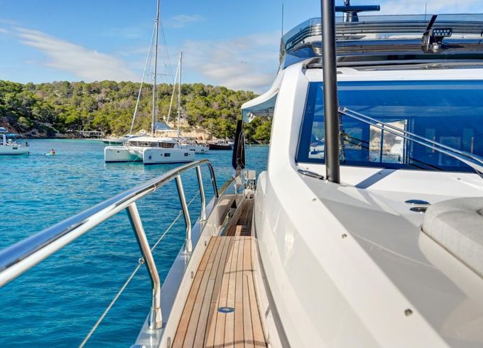 Azimut S8
