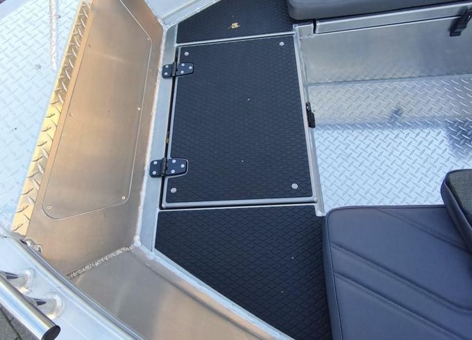 UMS-Boat UMS 545 DC PRO