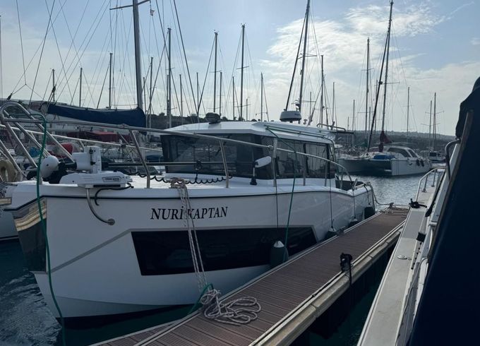 motorboat 31 feet