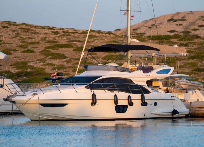 Azimut 47