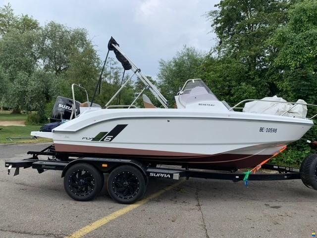 Beneteau Flyer 6 SundDeck