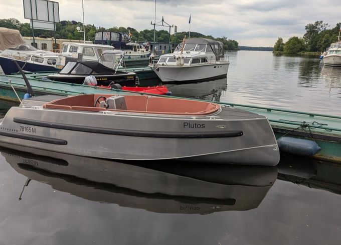 VanVossen 650 Sporttender