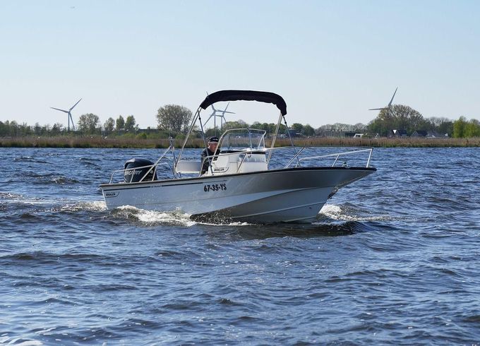 Boston Whaler 190 Montauk