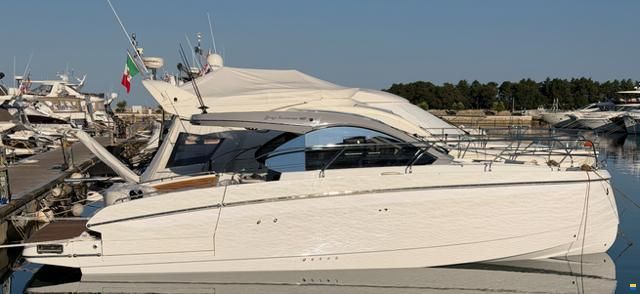 Beneteau Grand Turismo 40