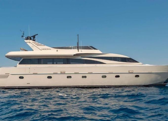 Admiral Boats 90