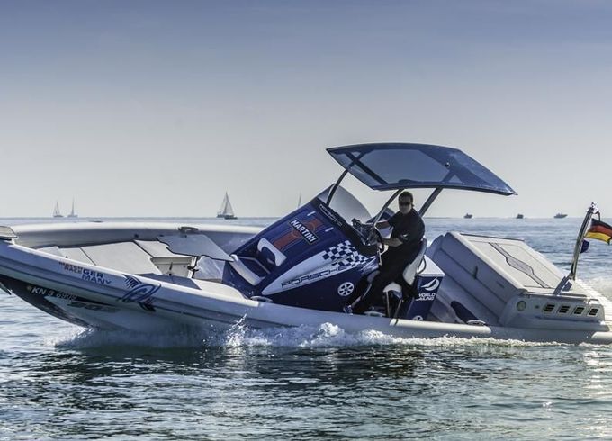 Technohull SV909