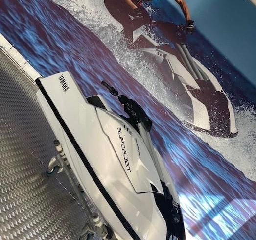 Yamaha WaveRunner Superjet