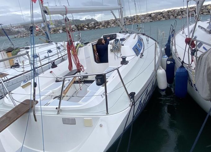 X-Yachts X 332