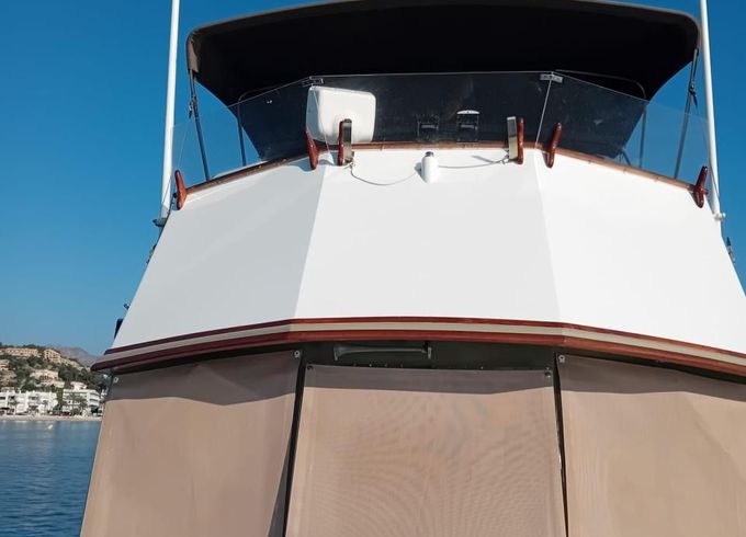 Grand Banks 42