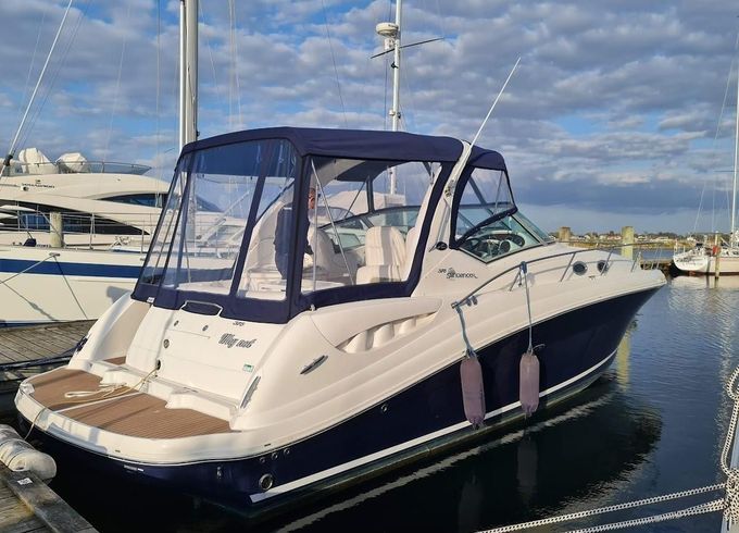 Sea Ray 375 Sundancer