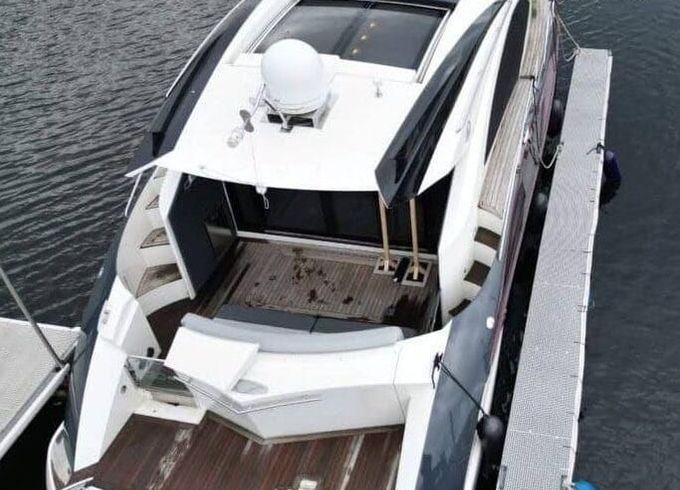 Marquis 42 SC