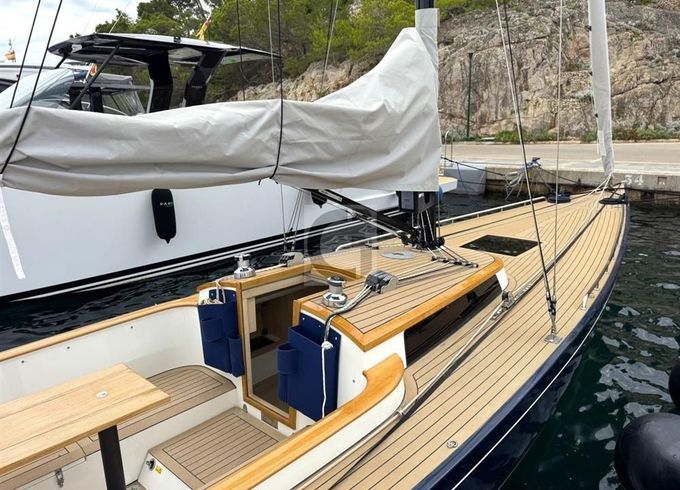 Leonardo Yachts Eagle 38
