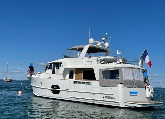 Beneteau Trawler 52