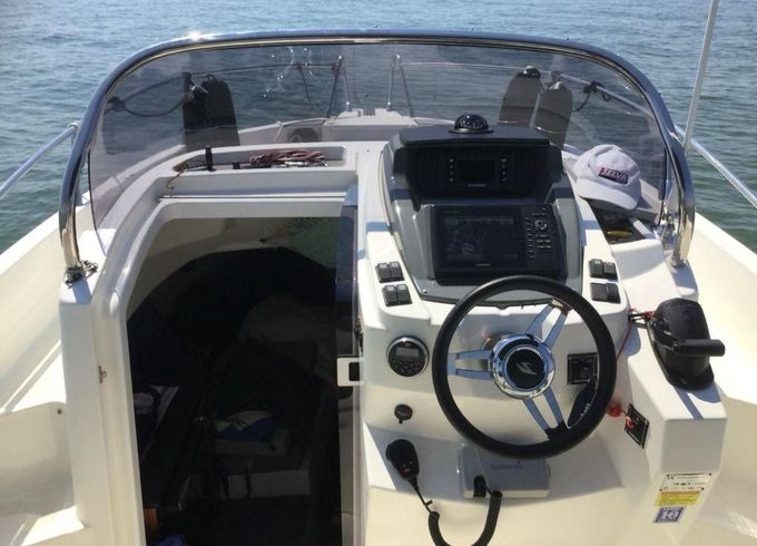 Karnic Powerboats LTD - Cipro Karnic 702