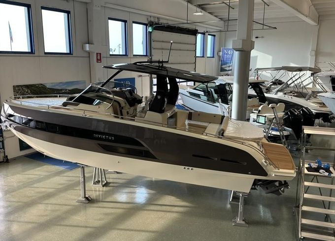 Invictus GT 320