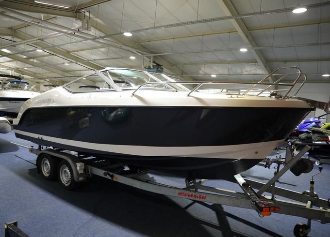 Quicksilver ACTIVE 645 CABIN