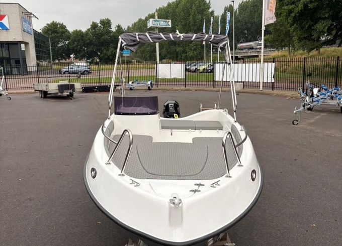 Booi boat 470