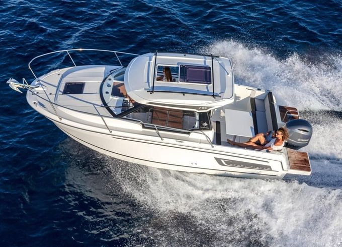Jeanneau 795 Merry Fisher Serie 2