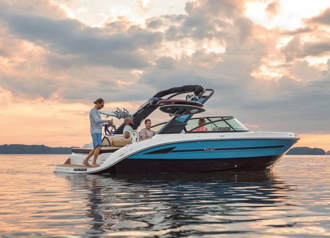 Sea Ray SDX 250 Surf Europe